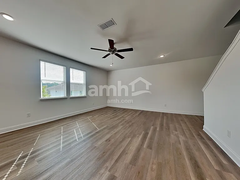 1634 Soapstone Rd — Photo 6
