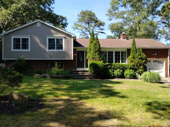 34 Taft Street, Killingly, CT 06239