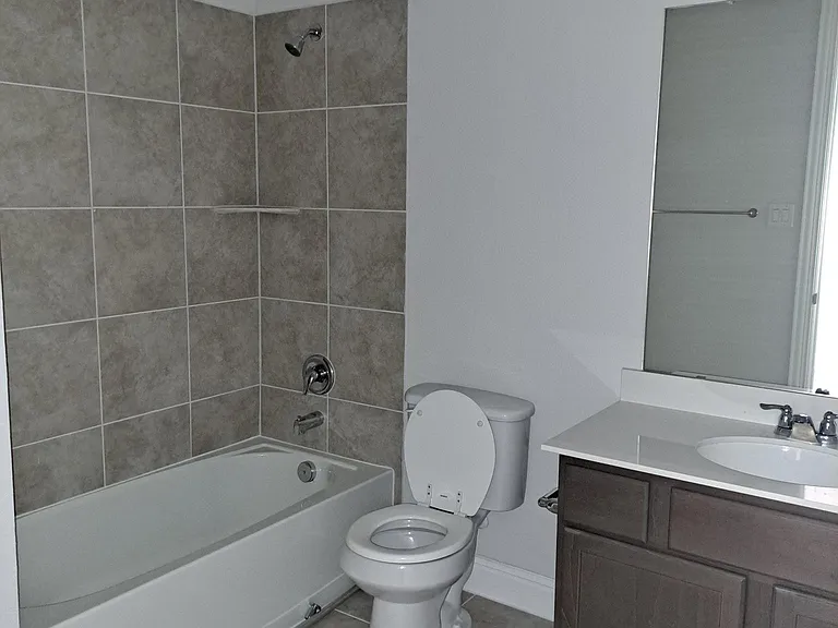 260 Jefferson Dr — Photo 14