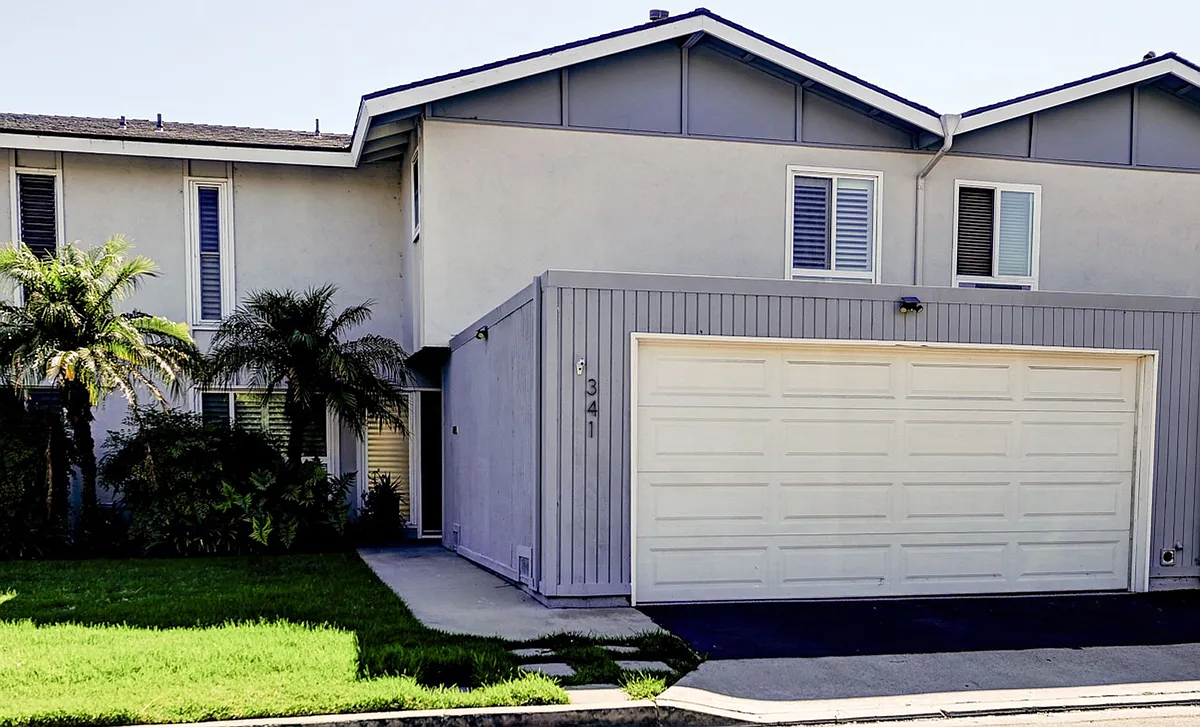 Building Photo - 341 Riviera Dr