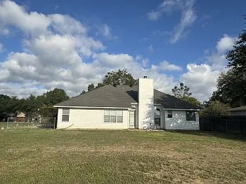 521 Woodlake Dr — Photo 30