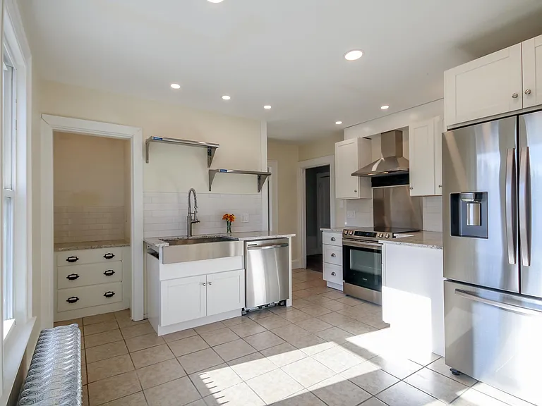 169 Glenwood Ave #2 — Photo 21