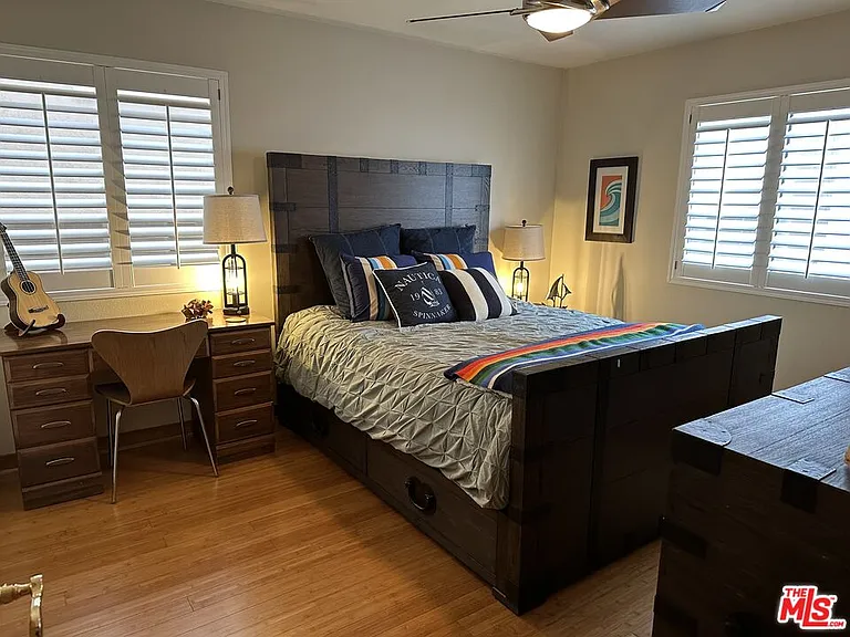 1106 Loma Dr — Photo 12