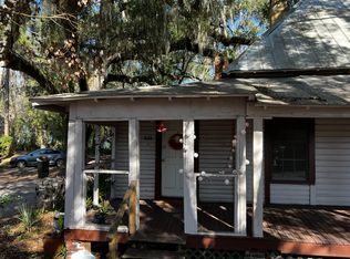 828 NW 1st Pl, Gainesville, FL 32601