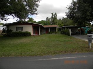 1201 W Lake Buckeye Dr, Winter Haven, FL 33881
