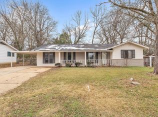 305 Ward Dr, Starkville, MS 39759