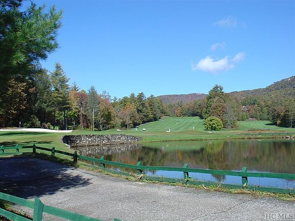 5th image of 114 Hickory Dr