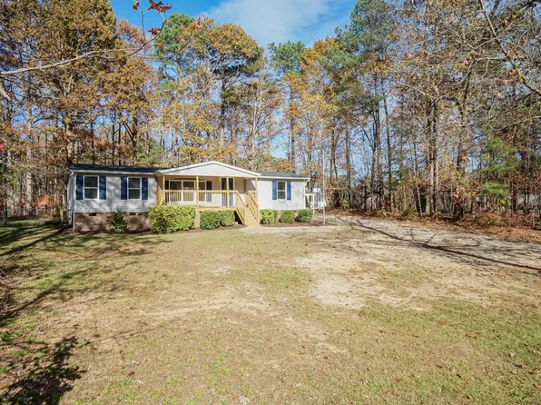 20 Hidden Stream Dr, Youngsville, NC 27596