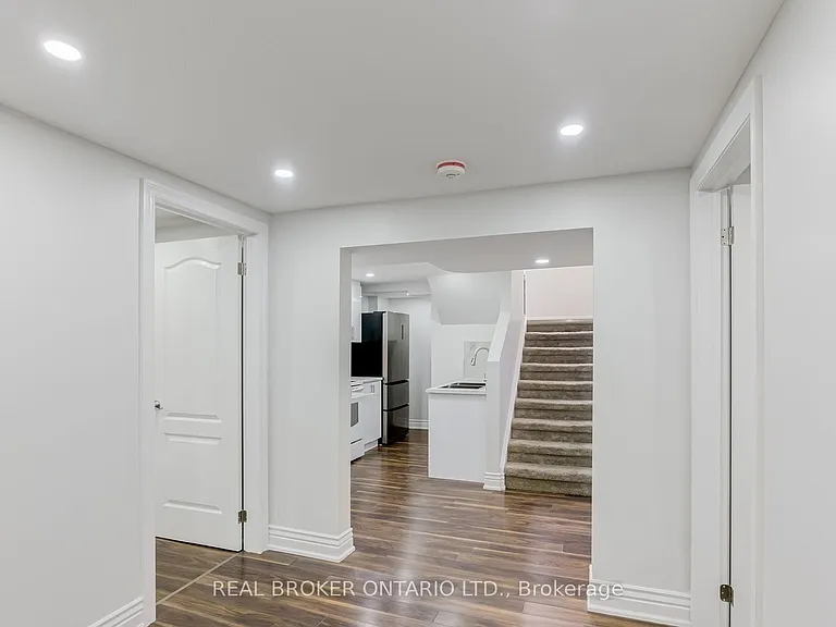 47 Rotary Dr — Photo 16
