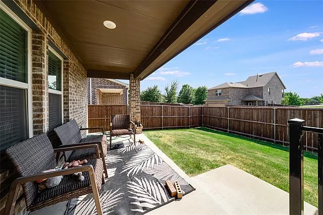 8227 Caribou Dr — Photo 12