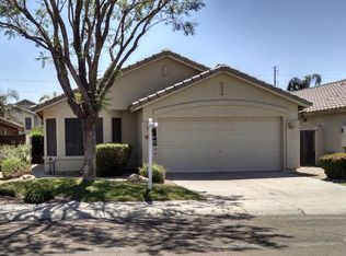 3327 E Hononegh Dr, Phoenix, AZ 85050