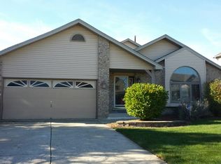 3708 Village Dr, Hazel Crest, IL 60429