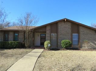 3105 Flameleaf St, Garland, TX 75044