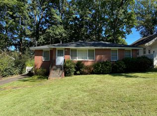 824 Larry Ln, Decatur, GA 30033