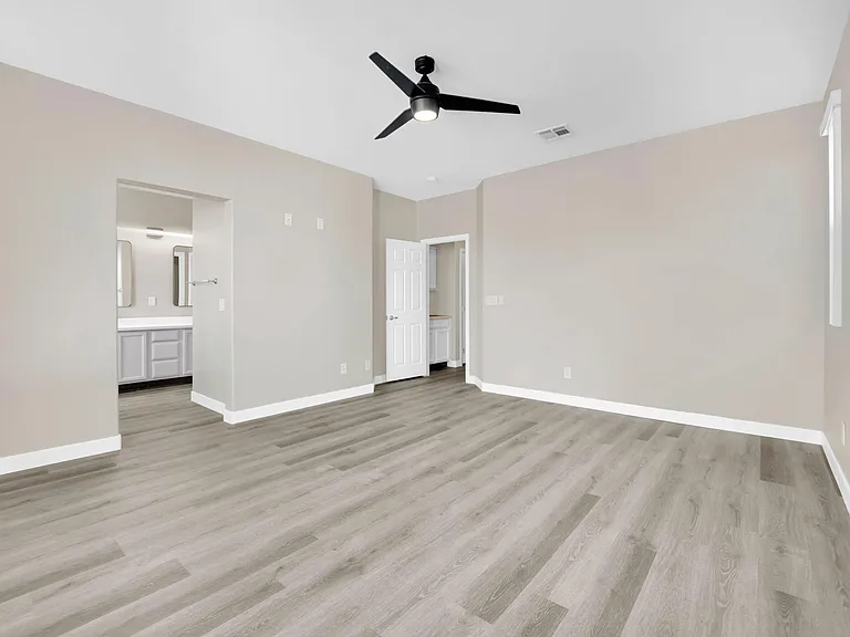 7752 Sundial Peak St — Photo 7