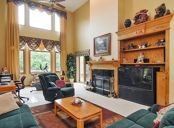 2nd image of 20345 Windflower Ct