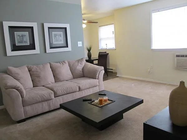 Pine Valley Court — Photo 4