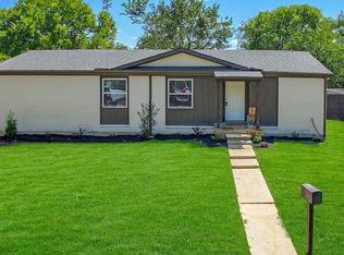 90 The Grv, Corinth, TX 76210