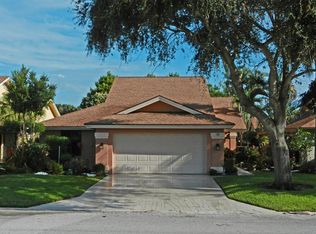 111 Knoll Way, Jupiter, FL 33477