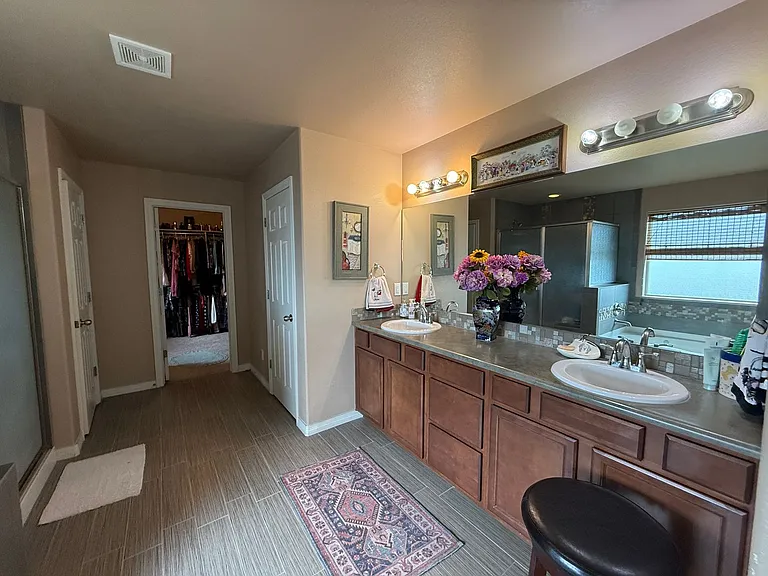 7319 Buffalo Prairie Ct — Photo 19