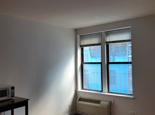 201 E 75th St APT 4B, New York, NY 10021