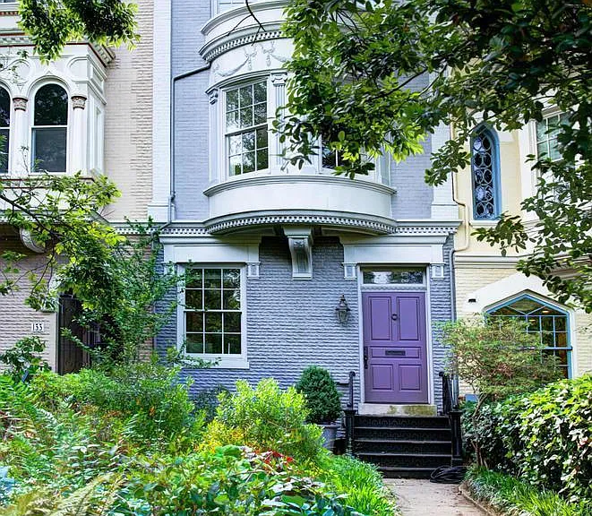 131 N Carolina Ave SE — Photo 1