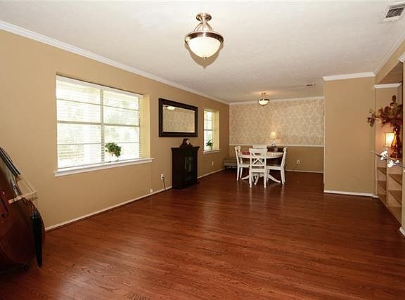 4th image of 10019 E Lake Highlands Dr