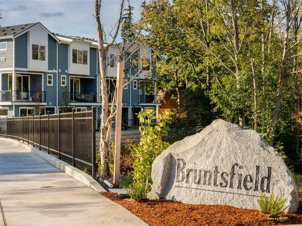 14424 Madison Way #H1, Lynnwood, WA 98087