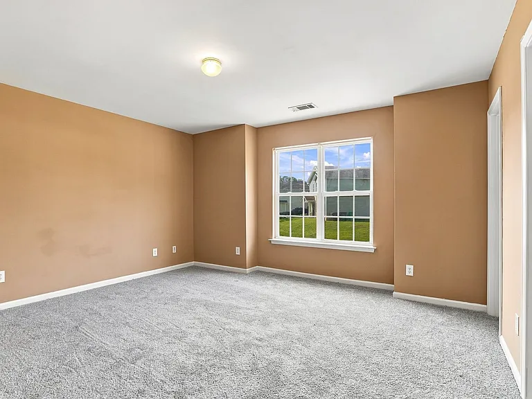 926 Oakshire Cir — Photo 23