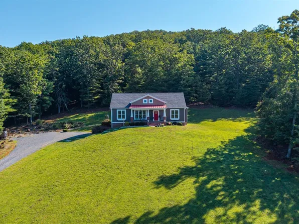 141 Acorn Ln, Monroe, VA 24574