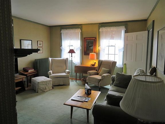 5th image of 34 Church St