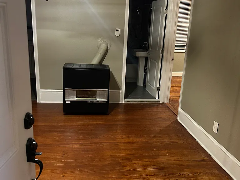 303 Pitman St #3 — Photo 9