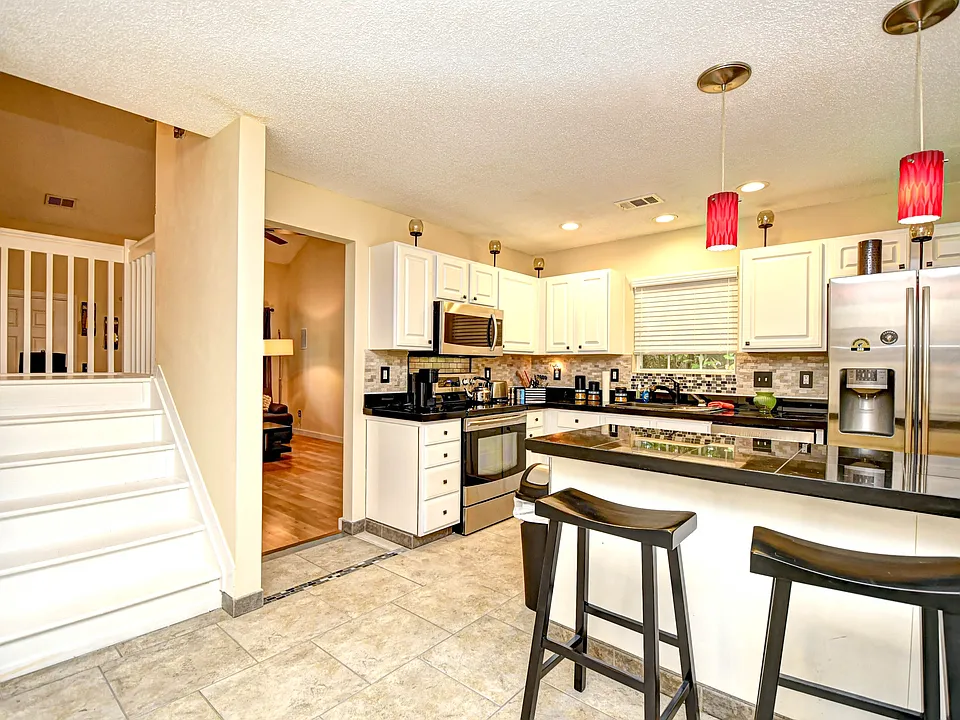 1038 Portico Loop