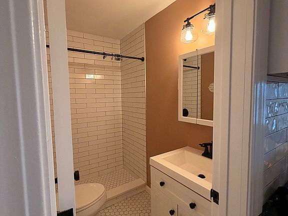 3rd image of 19 Gage St Floor 2