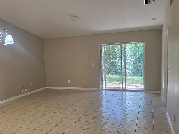 3rd image of 112 Plain View Dr #A
