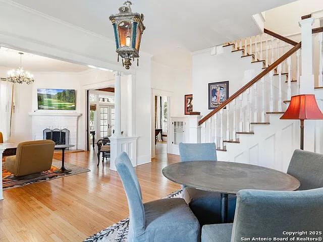 702 W French Pl — Photo 11