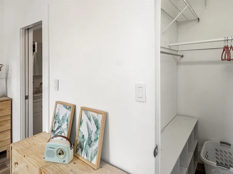 928 Dorchester Ave #11 — Photo 3