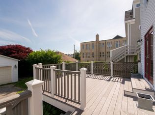 11 Harrison Ave, Newport, RI 02840