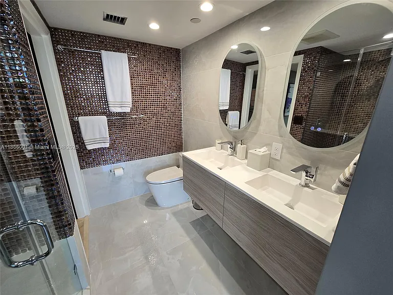 11113 Biscayne Blvd #854 — Photo 24