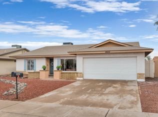 4852 W Cochise Dr, Glendale, AZ 85302