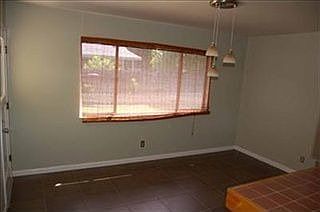 5th image of 1710 Sandalwood Dr