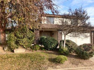 163 Armstrong Ave, Clovis, CA 93611