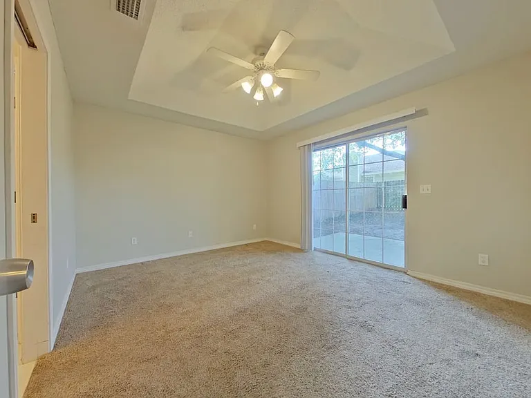 113 Oakhill Ave — Photo 8