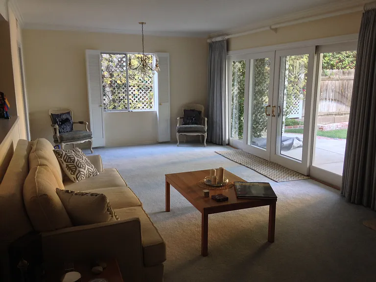 Sophia Ave — Photo 2