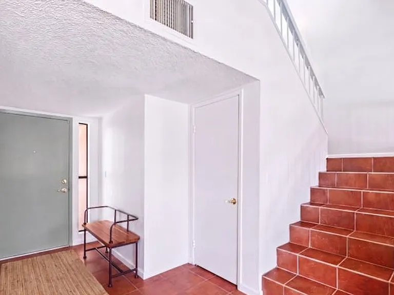 53 Portola Dr — Photo 7