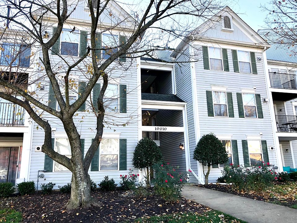 1st image of 10010 Vanderbilt Cir APT 11
