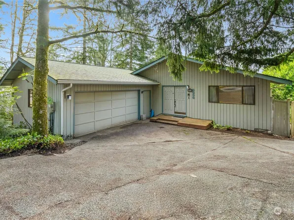 9803 159th Pl NE, Redmond, WA 98052