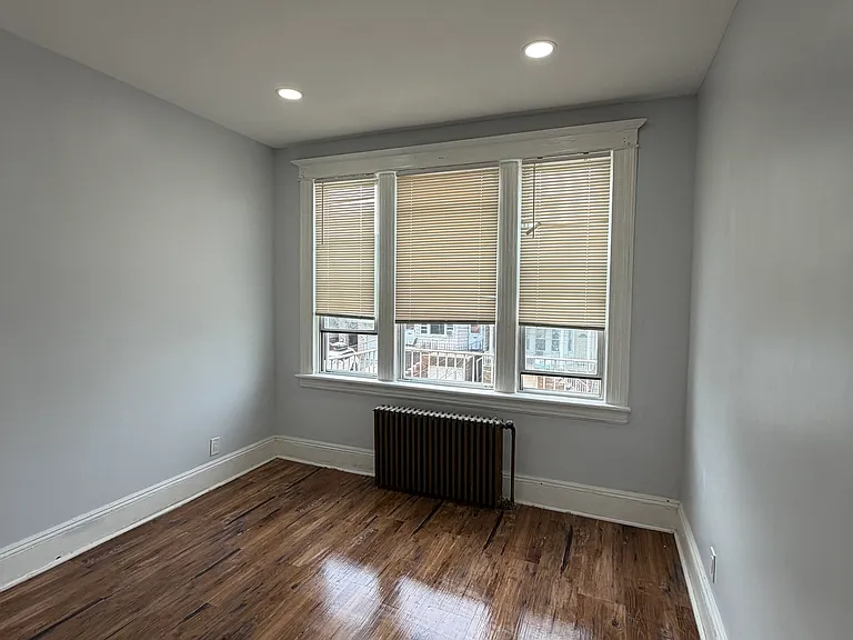 129 W 26th St #2 — Photo 5
