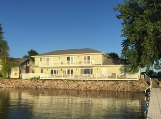 2006 Sandy Beach Rd, Clarion, IA 50525