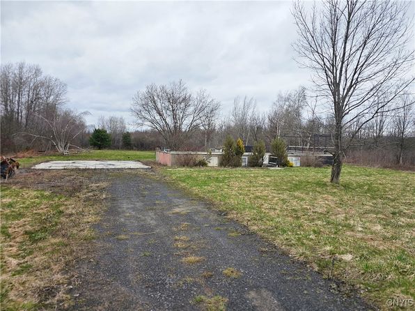 6289 Cooper St, Vernon, NY 13476